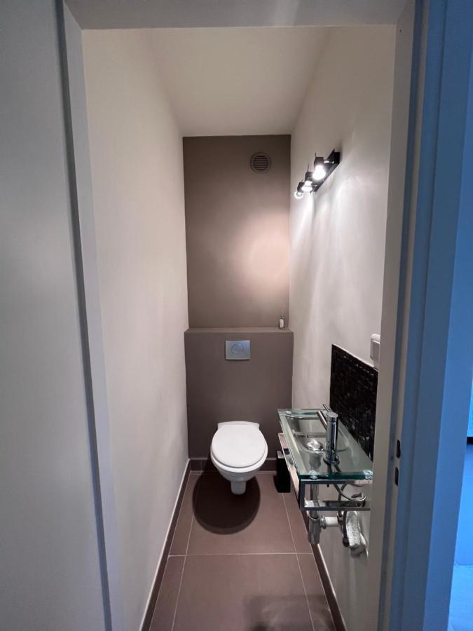 Appartement Avec Terrasse, Vue Jardin Et Piscine Antibes Luaran gambar