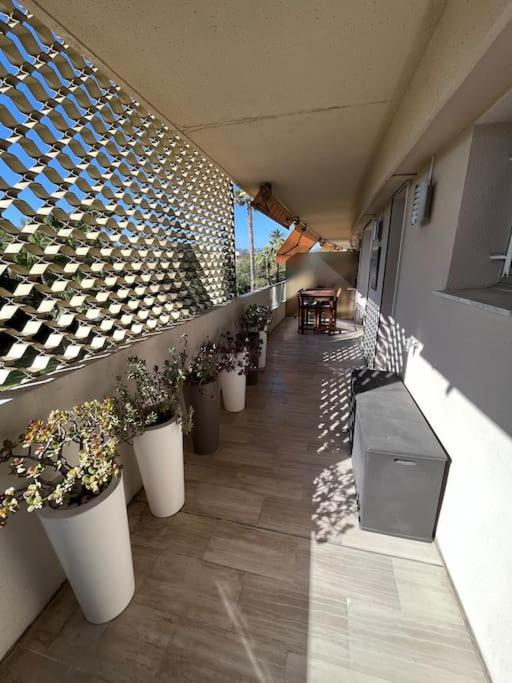 Appartement Avec Terrasse, Vue Jardin Et Piscine Antibes Luaran gambar